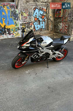 Мокик Aprilia RSV4 2019 в 