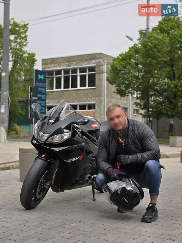 Спортбайк Aprilia RSV4 2009 в Одесі