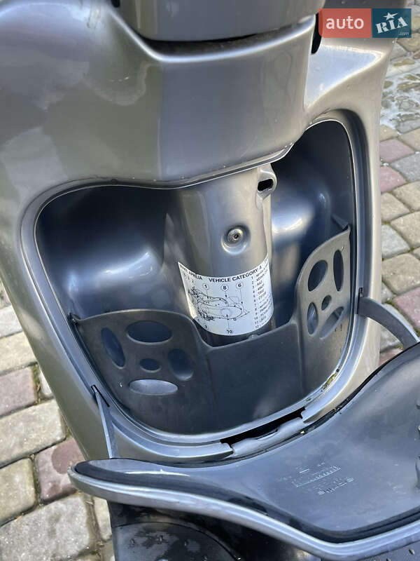 Скутер Aprilia Scarabeo 2010 в Тернополе