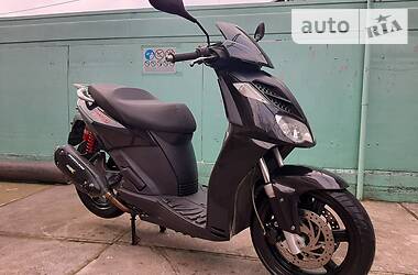 Скутер Aprilia Sportcity 2013 в 