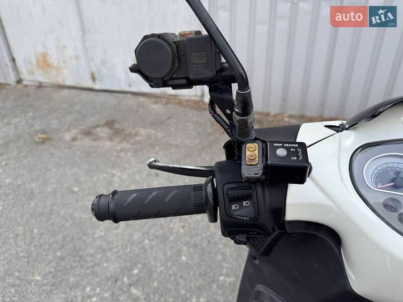 Макси-скутер Aprilia Sportcity 2013 в Днепре