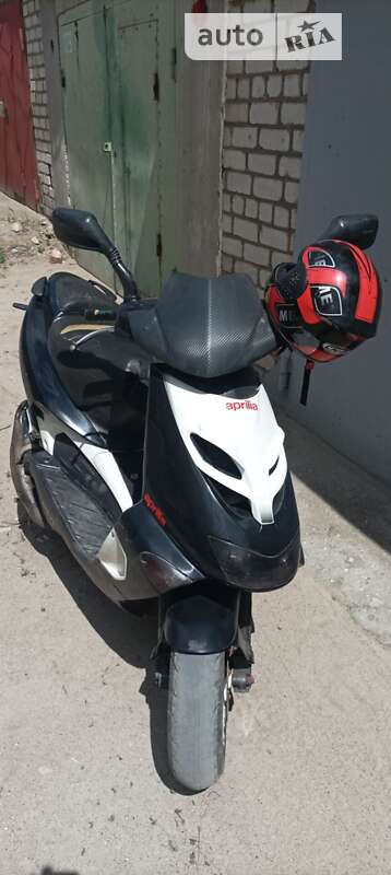 Мопеди Aprilia SR 2007 в Миколаєві