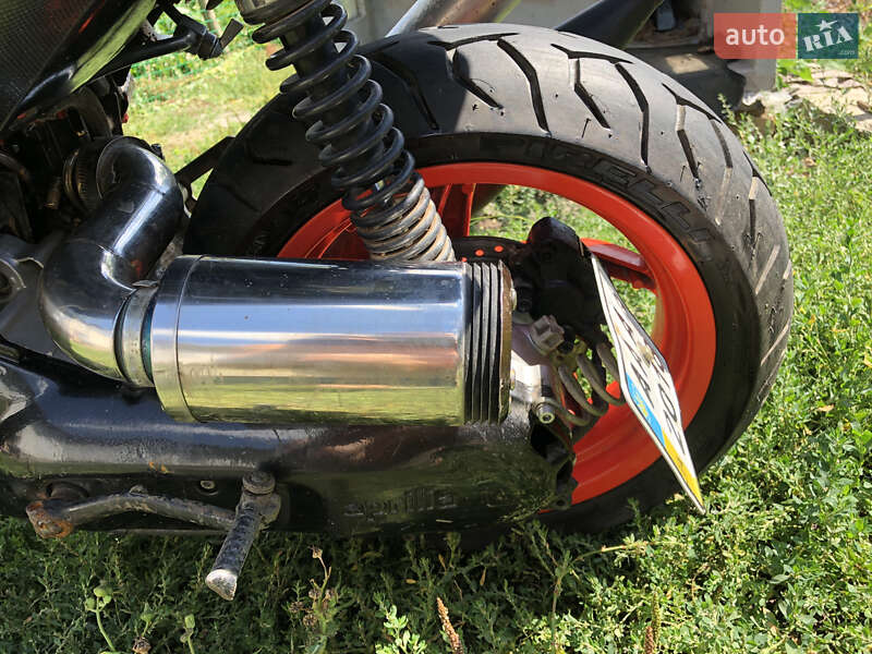 Скутер Aprilia SR 1999 в Знам'янці