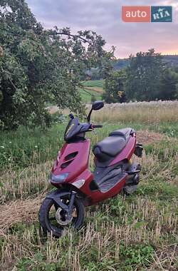 Мопеды Aprilia SR 2003 в Богородчанах
