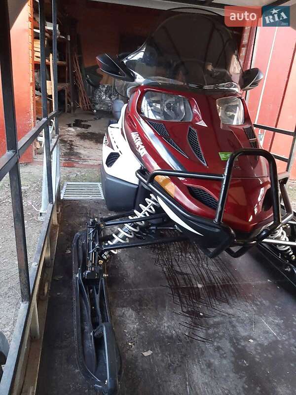Снегоходы для охоты и рыбалки Arctic cat TZ1 LXR 2010 в Киеве