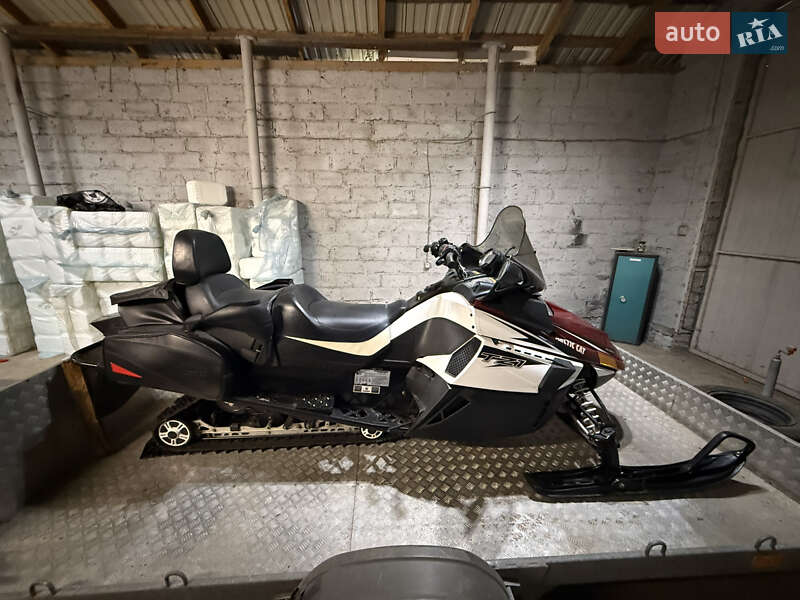 Горные снегоходы Arctic cat TZ1 2011 в Луцке
