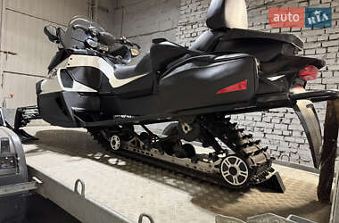 Гірські снігоходи Arctic cat TZ1 2011 в 