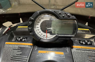 Гірські снігоходи Arctic cat TZ1 2011 в 