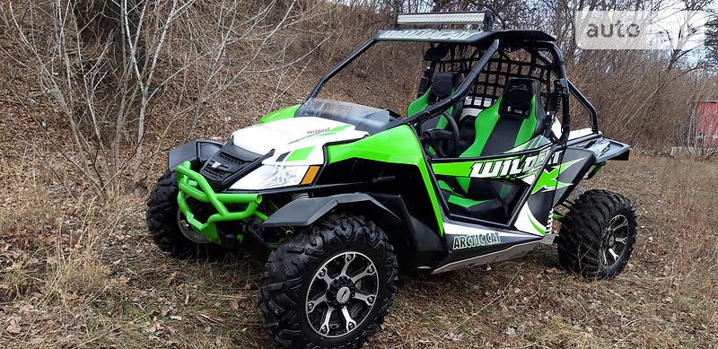 Квадроцикл  утилитарный Arctic cat Wildcat 2015 в 