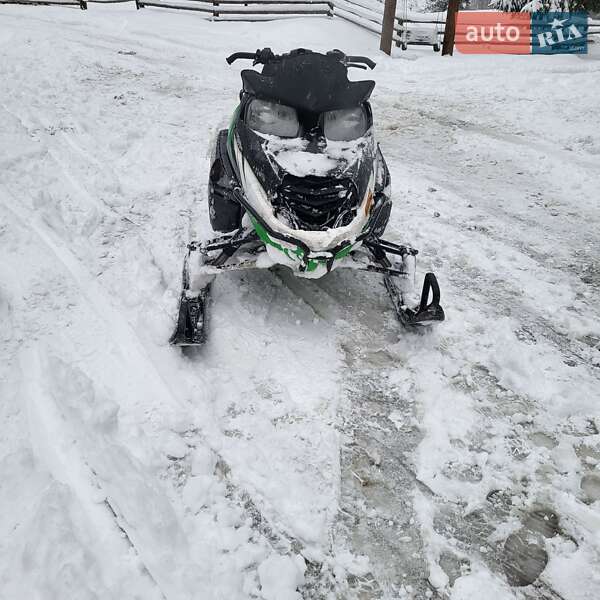Горные снегоходы Arctic cat Z1 2010 в Рахове