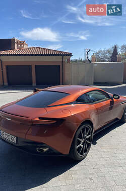 Купе Aston Martin DB11 2017 в Дніпрі