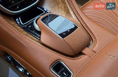 Купе Aston Martin DB11 2017 в 