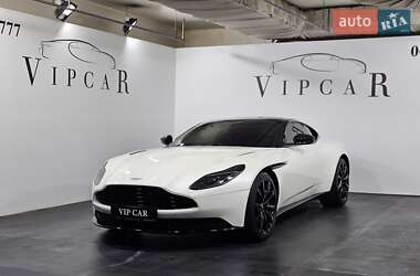 Купе Aston Martin DB11 2018 в 