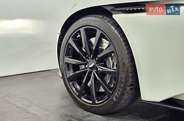 Купе Aston Martin DB11 2018 в 