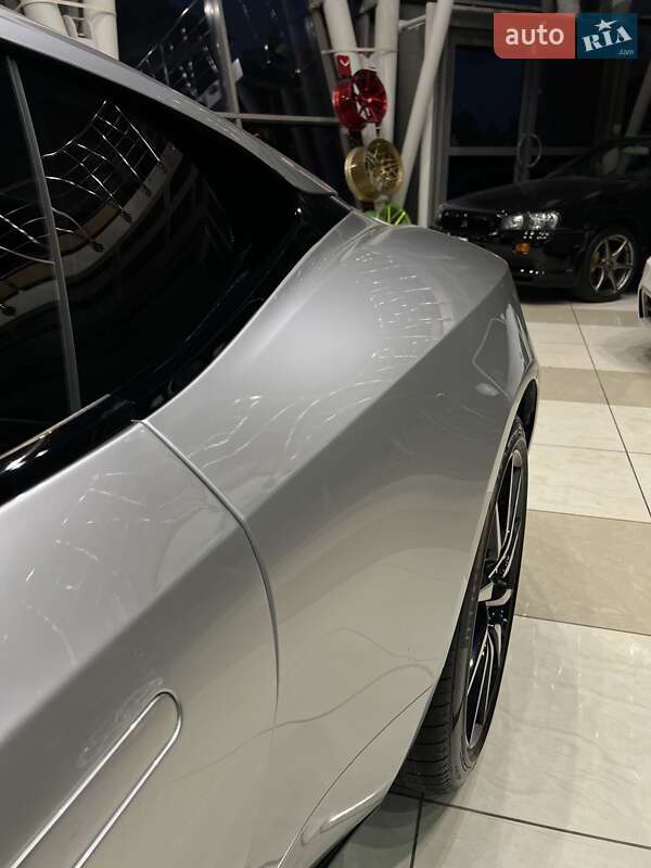 Купе Aston Martin DB11 2018 в Києві