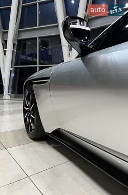 Купе Aston Martin DB11 2018 в 
