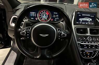 Купе Aston Martin DB11 2018 в 