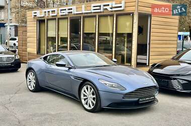 Купе Aston Martin DB11 2017 в 