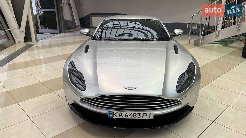 Купе Aston Martin DB11 2018 в Києві