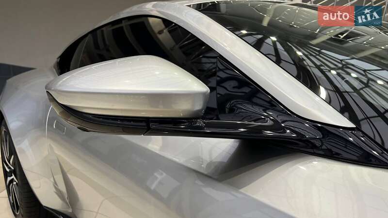 Купе Aston Martin DB11 2018 в Києві