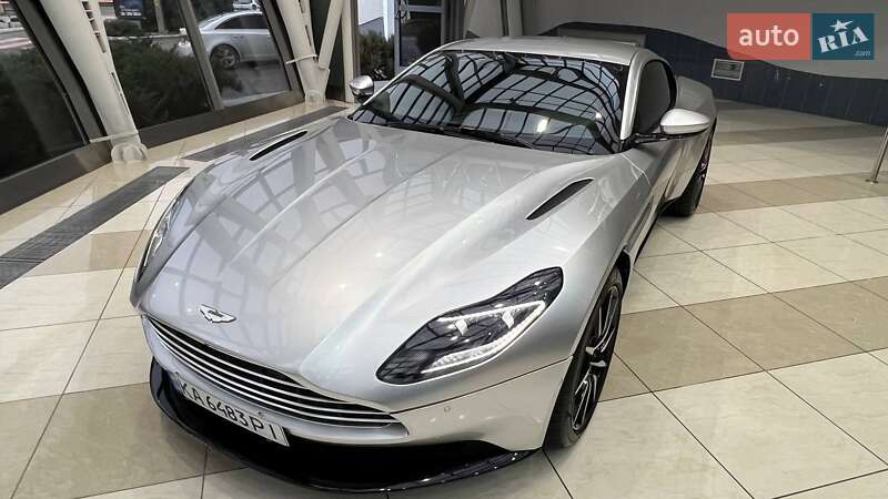 Купе Aston Martin DB11 2018 в Києві