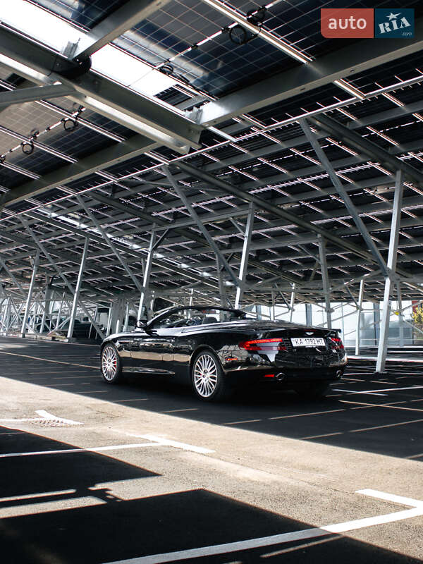 Кабріолет Aston Martin DB9 2006 в Києві