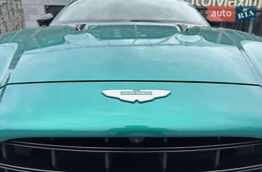 Позашляховик / Кросовер Aston Martin DBX 707 2025 в 