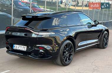 Внедорожник / Кроссовер Aston Martin DBX 2021 в 