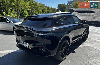 Внедорожник / Кроссовер Aston Martin DBX 2021 в 
