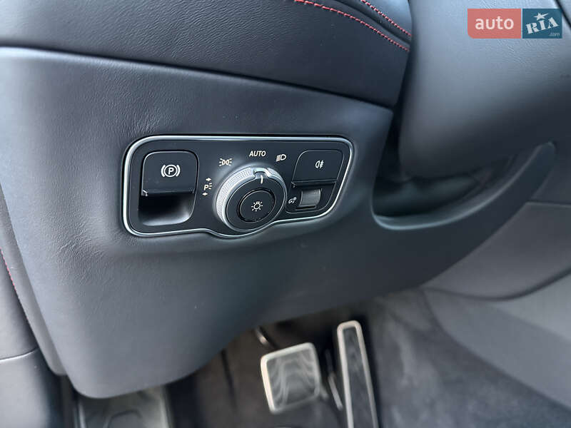 Внедорожник / Кроссовер Aston Martin DBX 2023 в Киеве фото 28 Внедорожник / Кроссовер Aston Martin DBX 2023 в Киеве