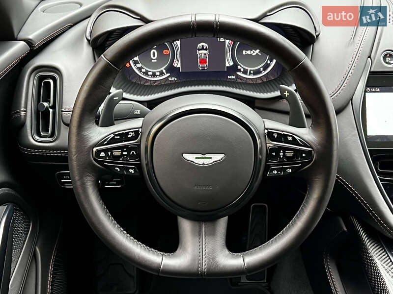 Внедорожник / Кроссовер Aston Martin DBX 2021 в Киеве