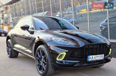Внедорожник / Кроссовер Aston Martin DBX 2021 в Киеве