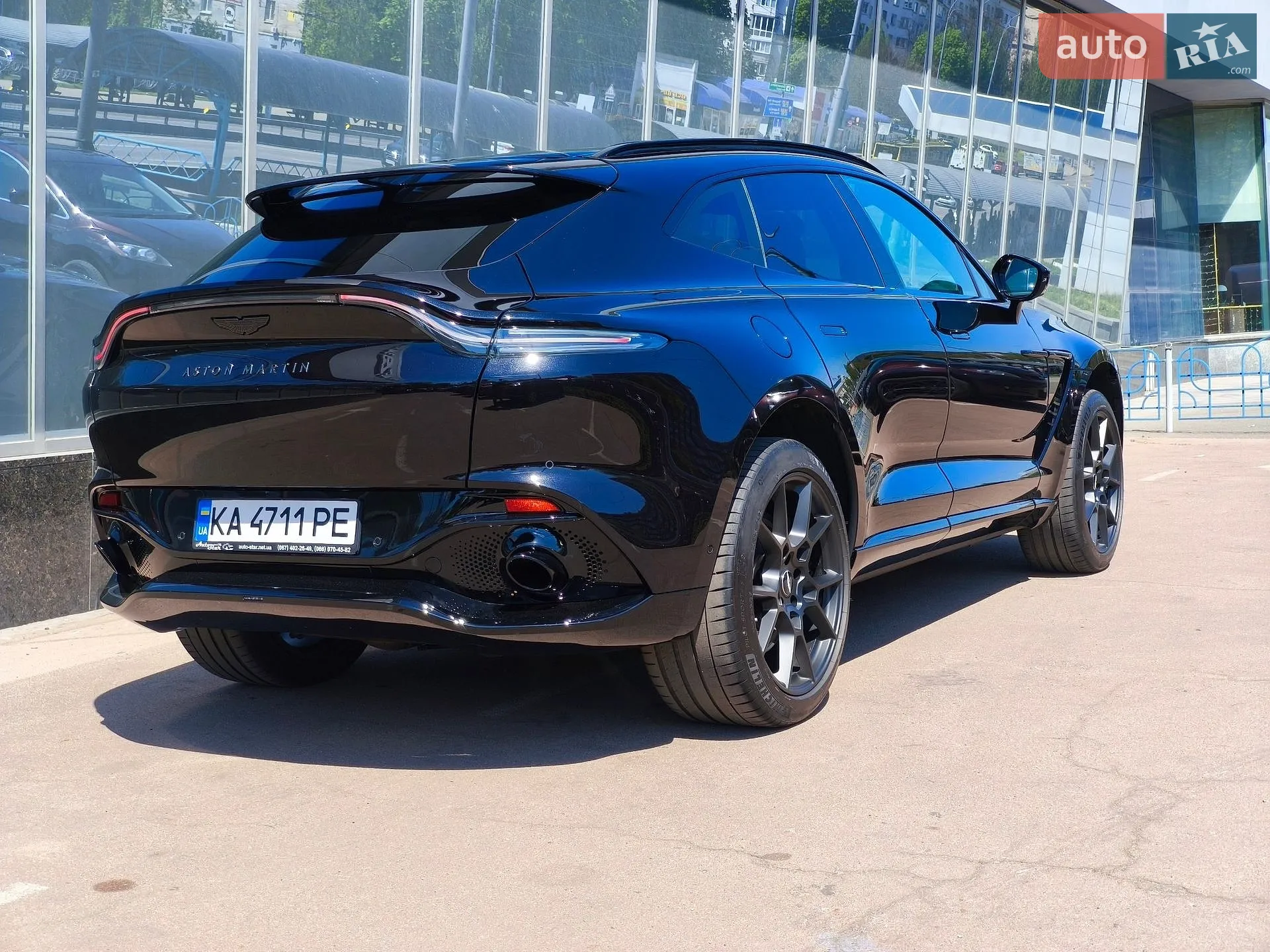 2021 Aston Martin DBX - мініатюра 6
