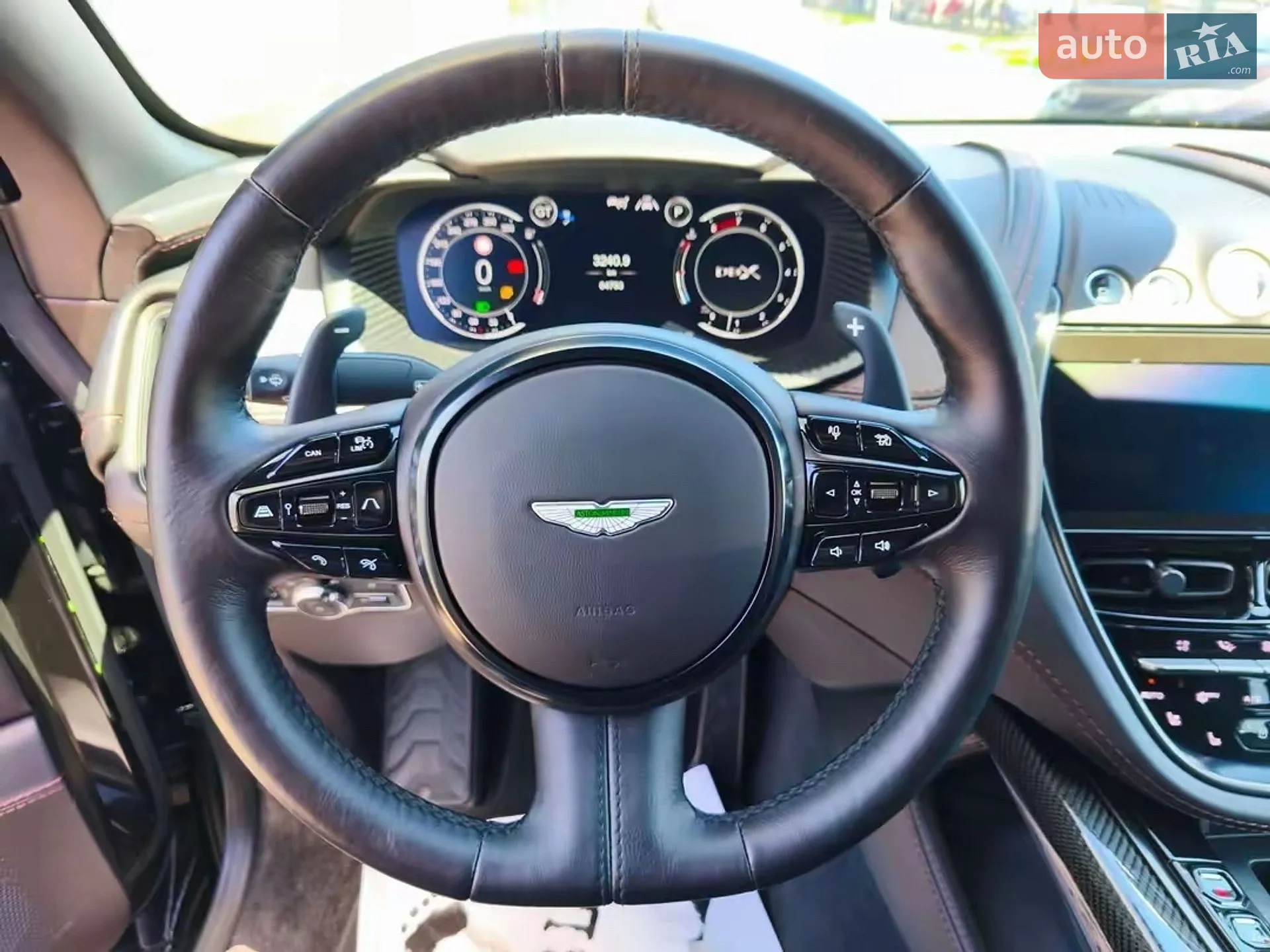 2021 Aston Martin DBX - мініатюра 22