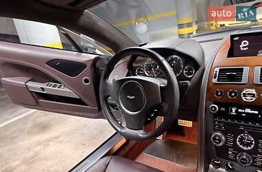 Седан Aston Martin Rapide 2015 в 