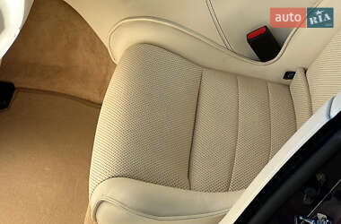 Седан Aston Martin Rapide 2014 в 
