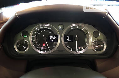 Кабриолет Aston Martin V8 Vantage 2009 в 