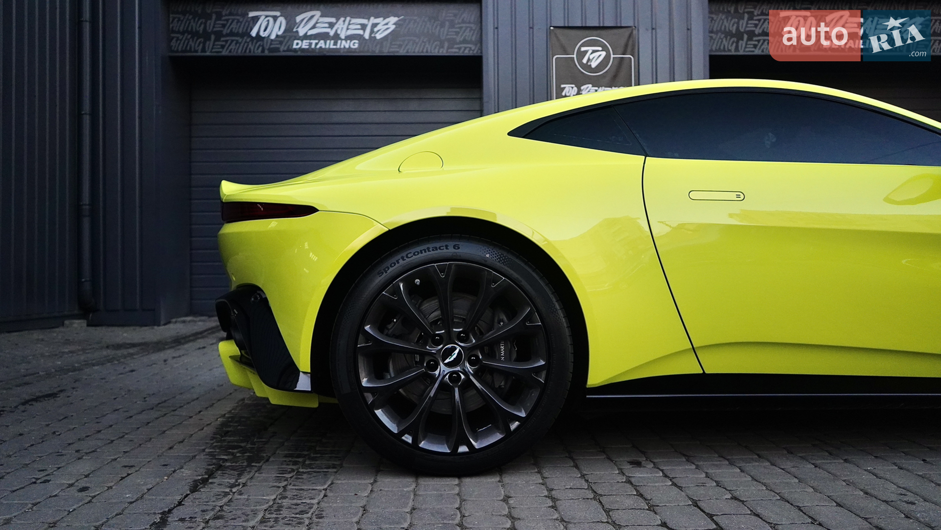 2018 Aston Martin V8 Vantage - мініатюра 2