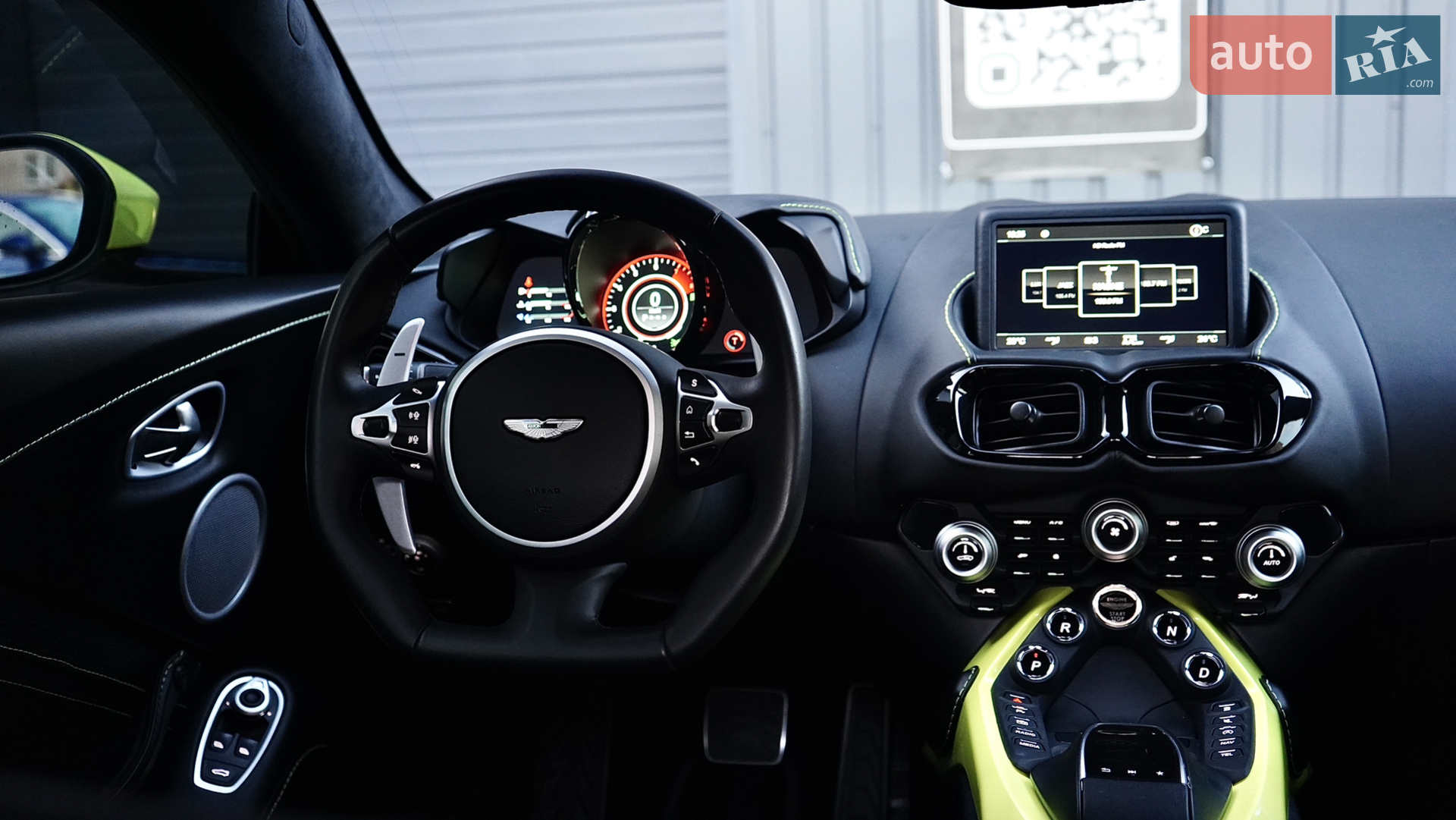 2018 Aston Martin V8 Vantage - мініатюра 38