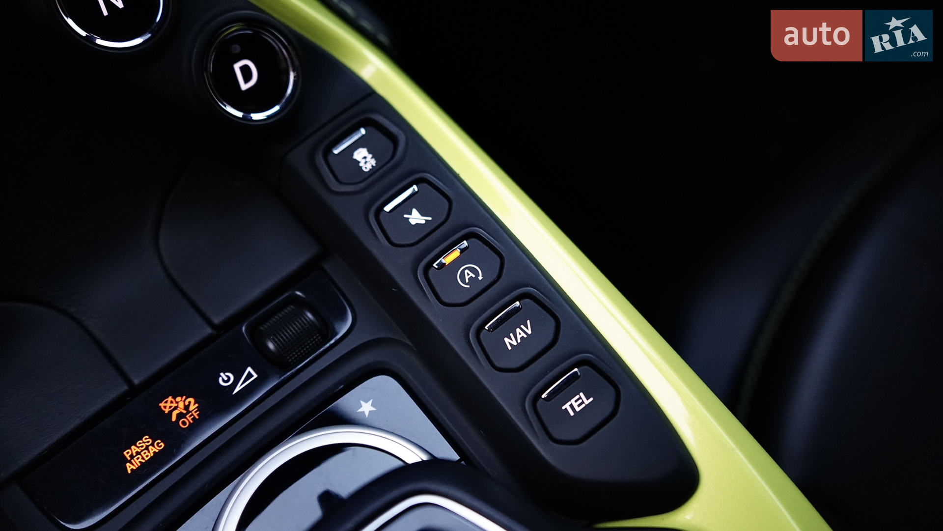 2018 Aston Martin V8 Vantage - мініатюра 51