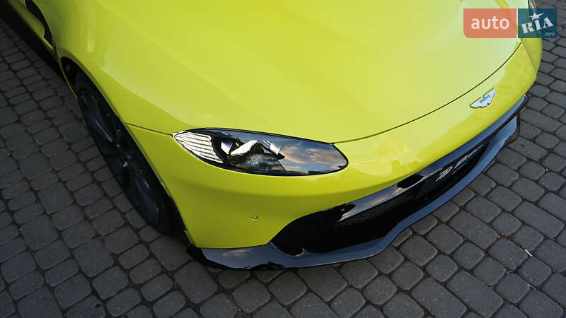 Купе Aston Martin Vantage 2018 в Львові