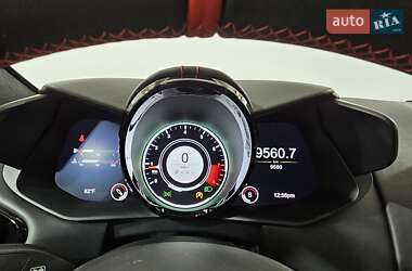 Купе Aston Martin Vantage 2021 в 