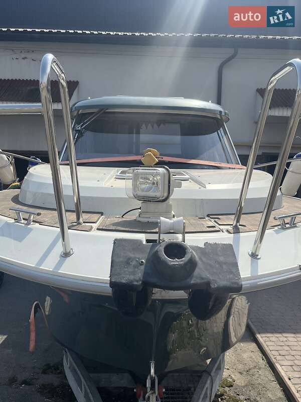 Моторная яхта Atlantic Marine Adventure 780 2018 в Виннице