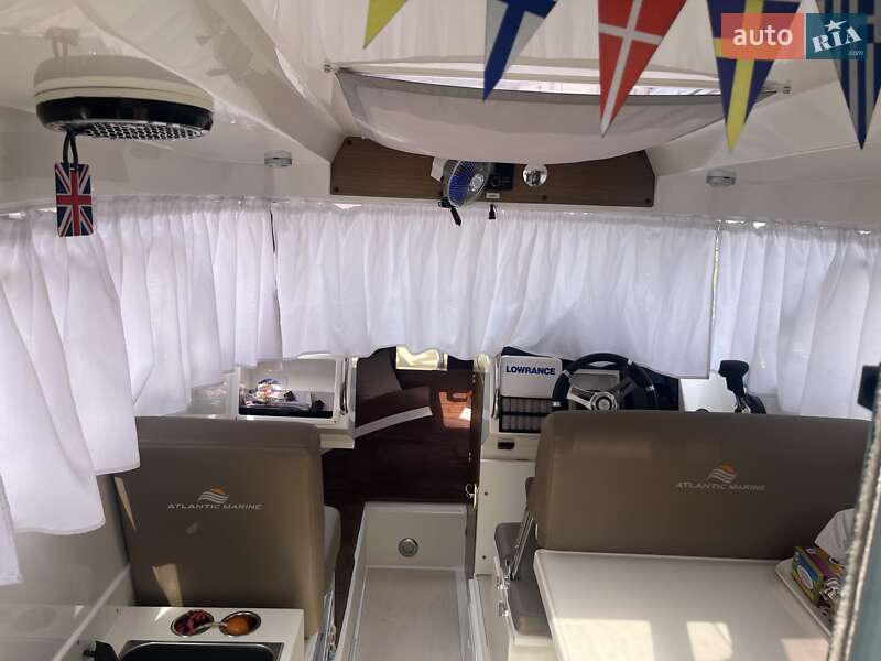 Моторная яхта Atlantic Marine Adventure 780 2018 в Виннице