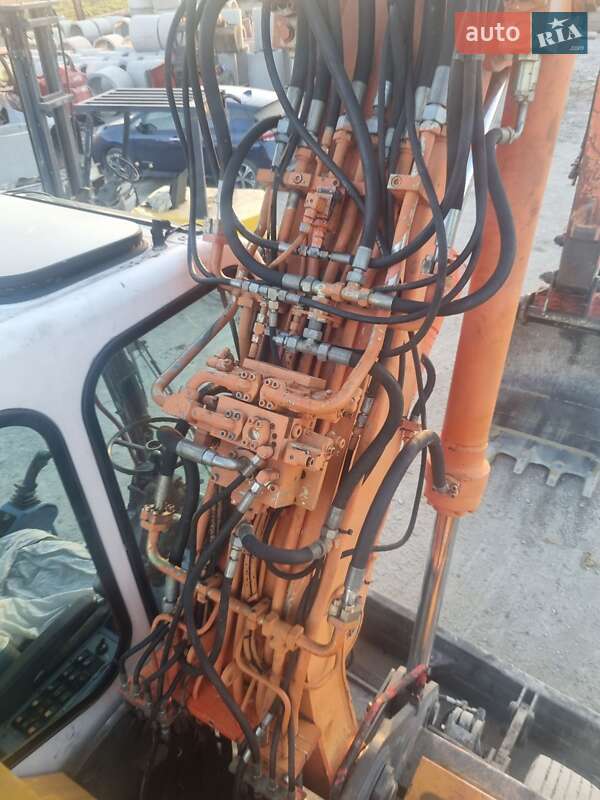 Экскаватор погрузчик Atlas 1404 2002 в Черновцах