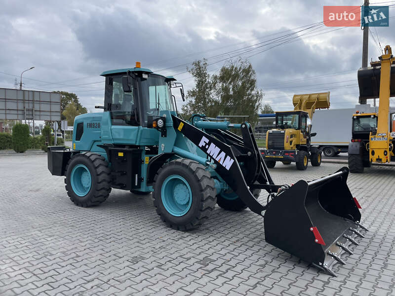 Фронтальні навантажувачі Atlas 230 2025 в Луцьку