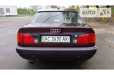 Седан Audi 100 1992 в Ровно
