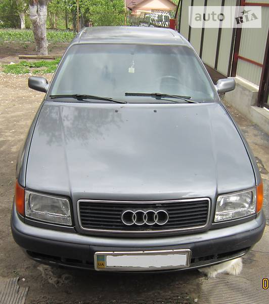 Седан Audi 100 1991 в Вышгороде