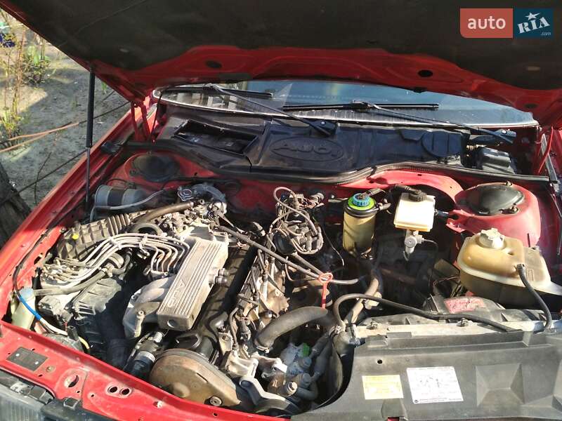 Седан Audi 100 1988 в Києві