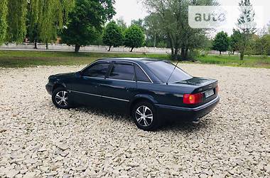 Седан Audi 100 1994 в Дрогобыче